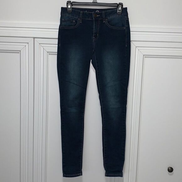 So Skinny Distressed  Jeggings Size 5 Juniors - Picture 1 of 10